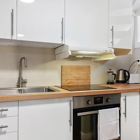 New! Modern City Apt: Central W/ Private Entrence Bergen Kültér fotó